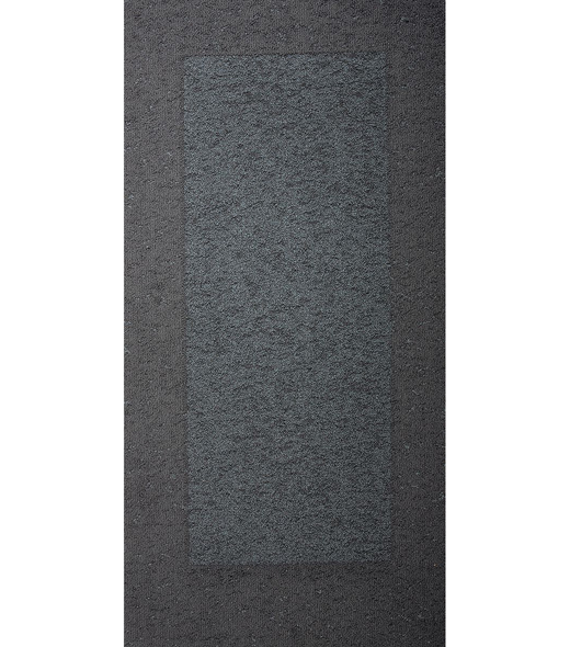 985
